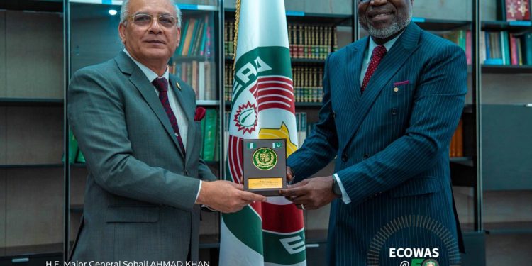 Presentation of credentials to His Excellency Mr.Omar Alieu TOURAY, Ph.D., President of ECOWAS